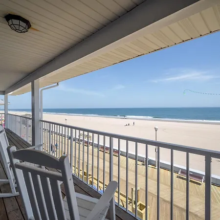 Ochg Lankford Oceanfront Penthouse Apartment