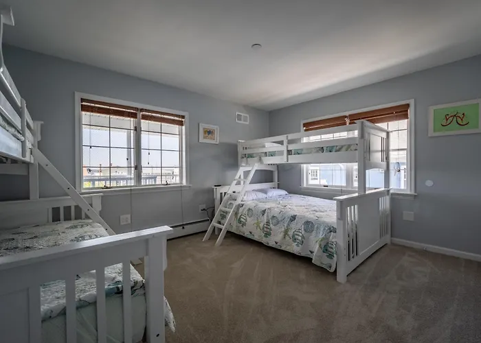 Ochg Lankford Oceanfront Penthouse Apartment